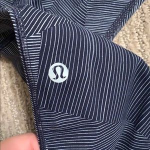 lululemon athletica Pants - navy and white stripped size 4 lulu leggings lululemon athletica Pants - navy and white stripped size 4 lulu leggings